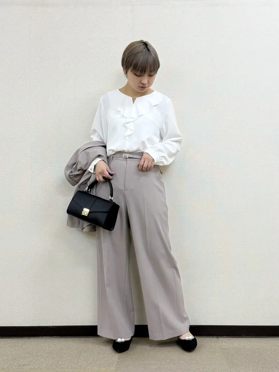 ANY SIS 村上 コーディネート画像