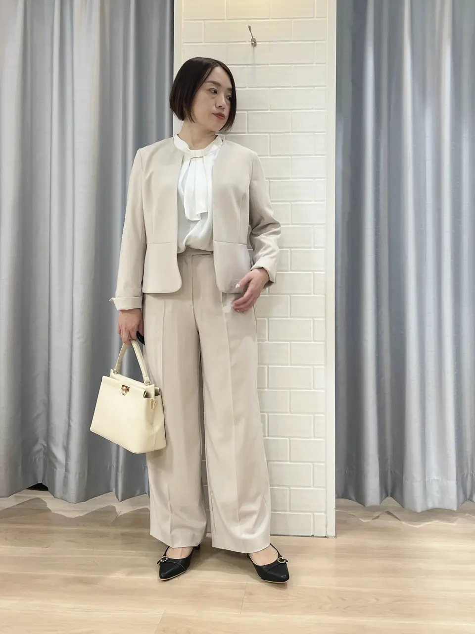 ANY SIS 丸岡 コーディネート画像