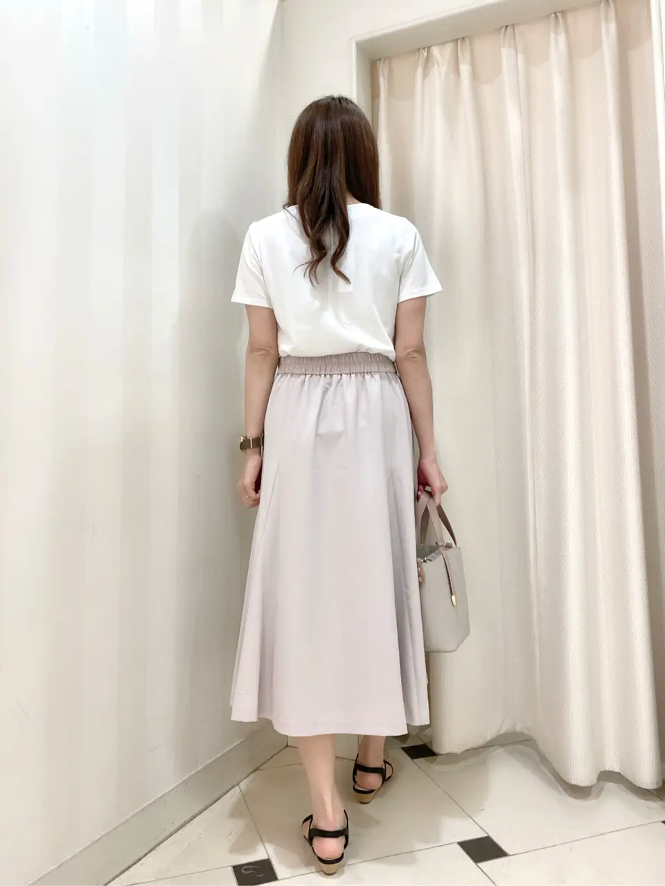 ANY SIS 金井 コーディネート画像