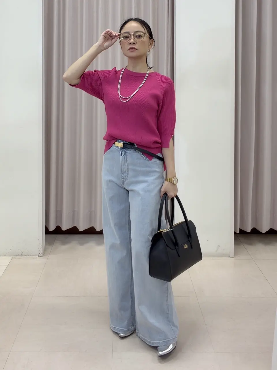  ナラ コーディネート画像