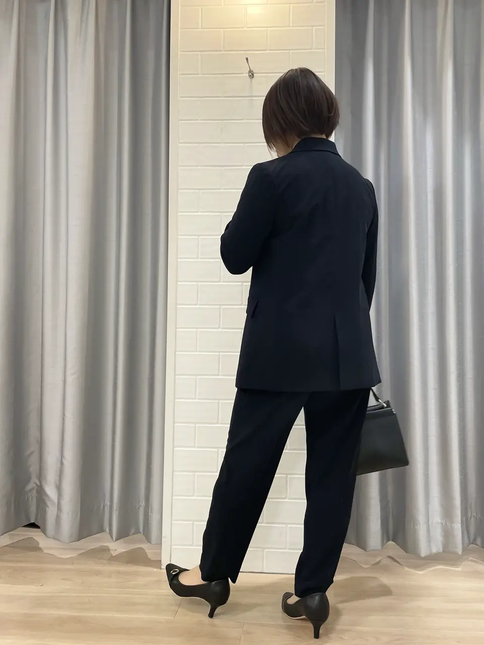 ANY SIS 丸岡 コーディネート画像