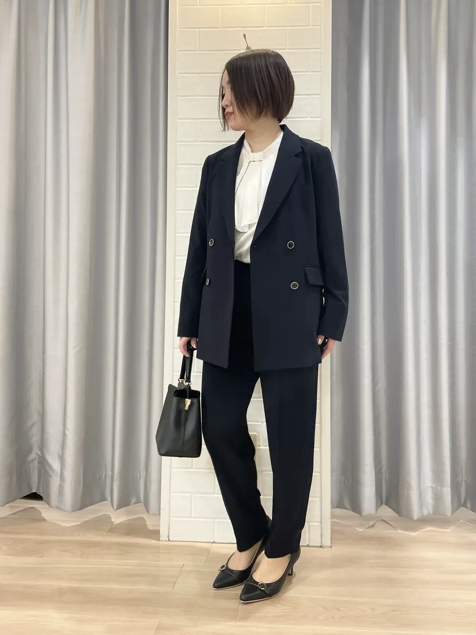 ANY SIS 丸岡 コーディネート画像