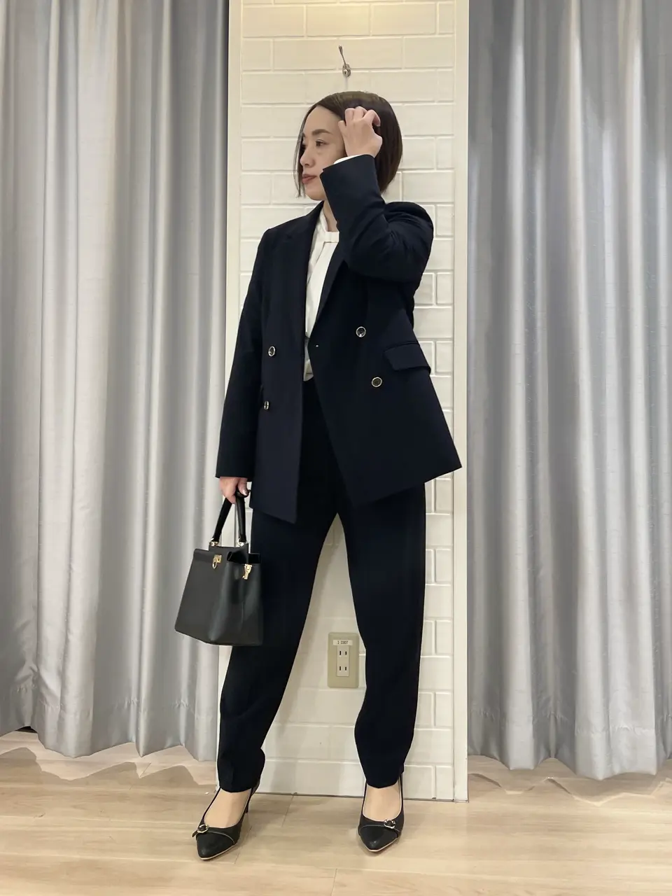 ANY SIS 丸岡 コーディネート画像