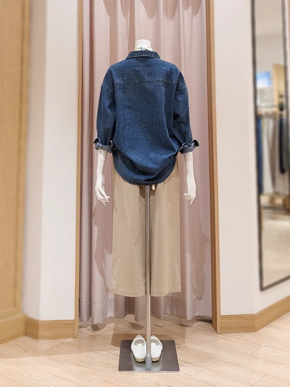 ANY 岩田 コーディネート画像