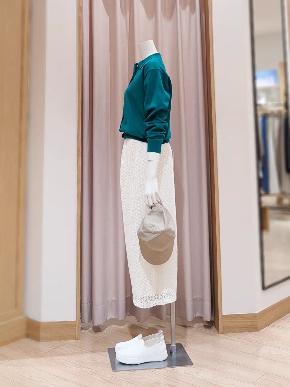 ANY 岩田 コーディネート画像