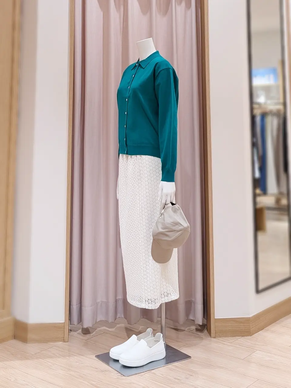 ANY 岩田 コーディネート画像