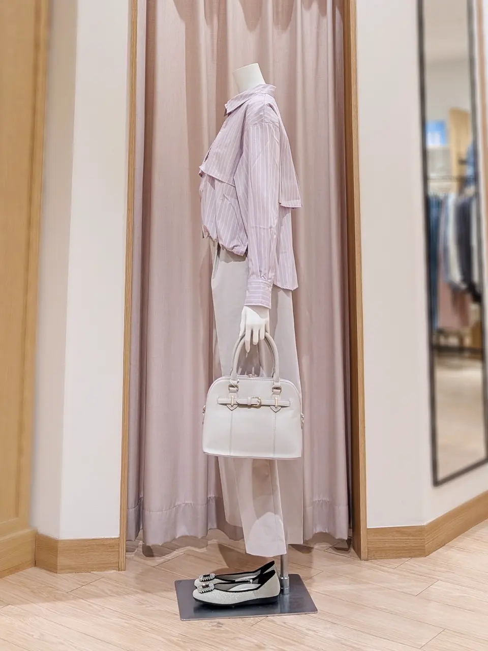 ANY SIS 岩田 コーディネート画像