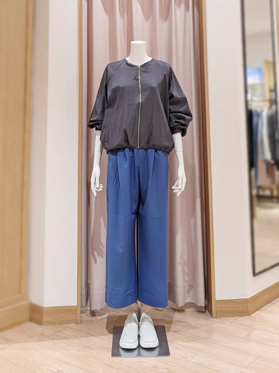 ANY 岩田 コーディネート画像