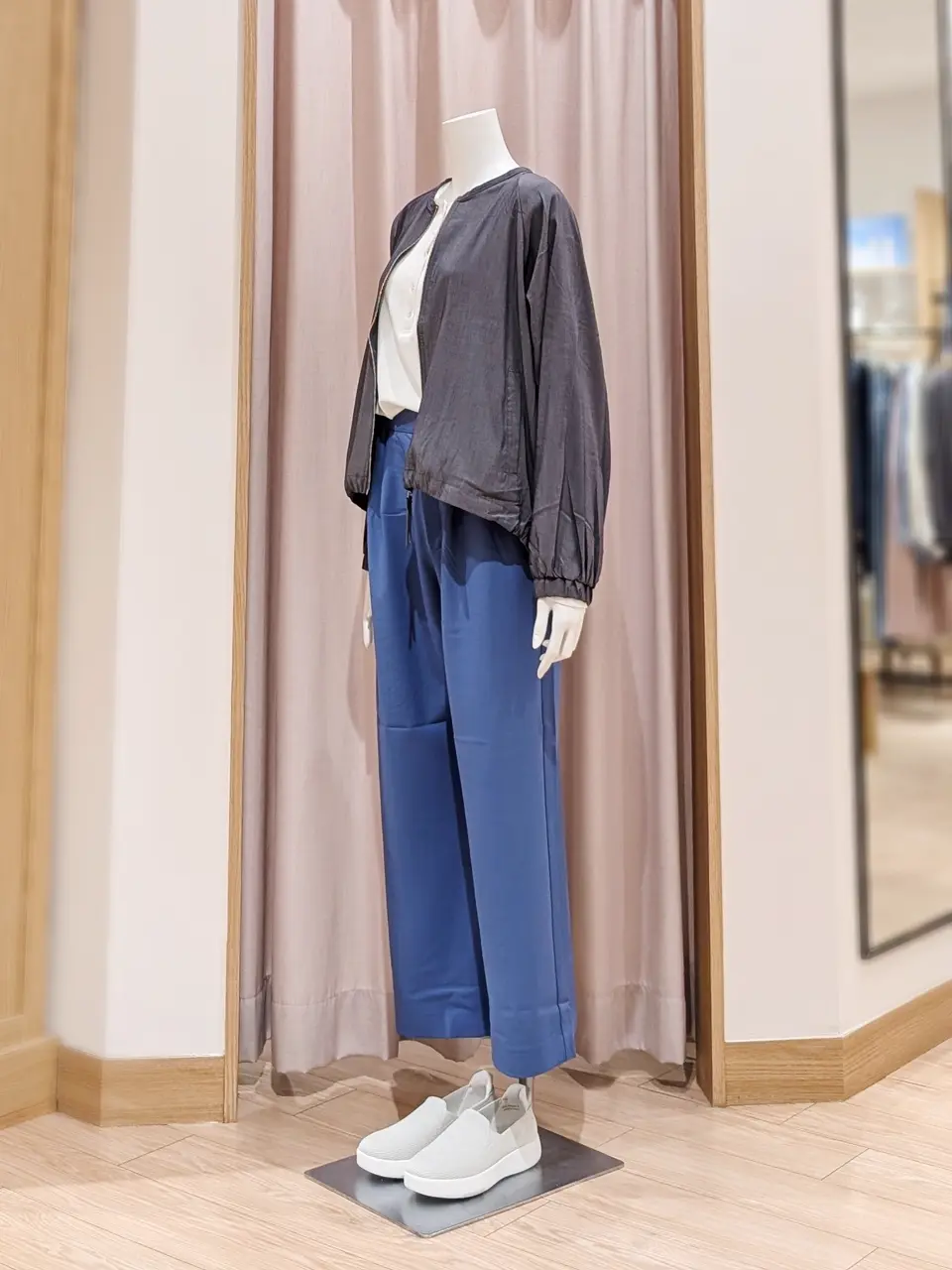 ANY 岩田 コーディネート画像