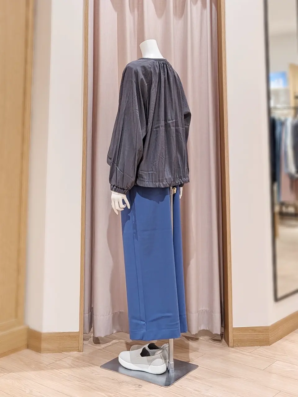 ANY 岩田 コーディネート画像