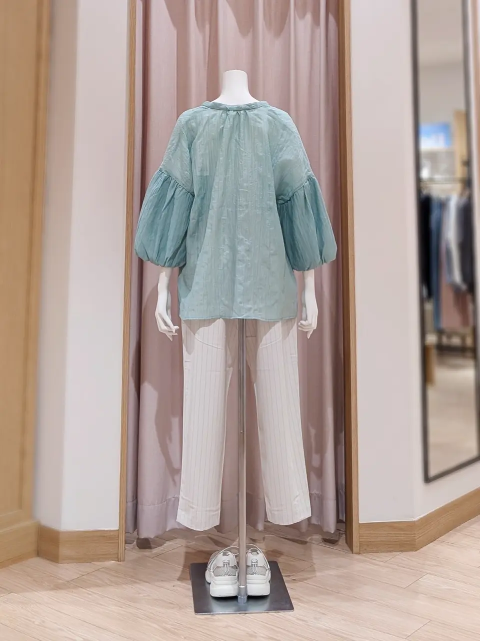 ANY 岩田 コーディネート画像