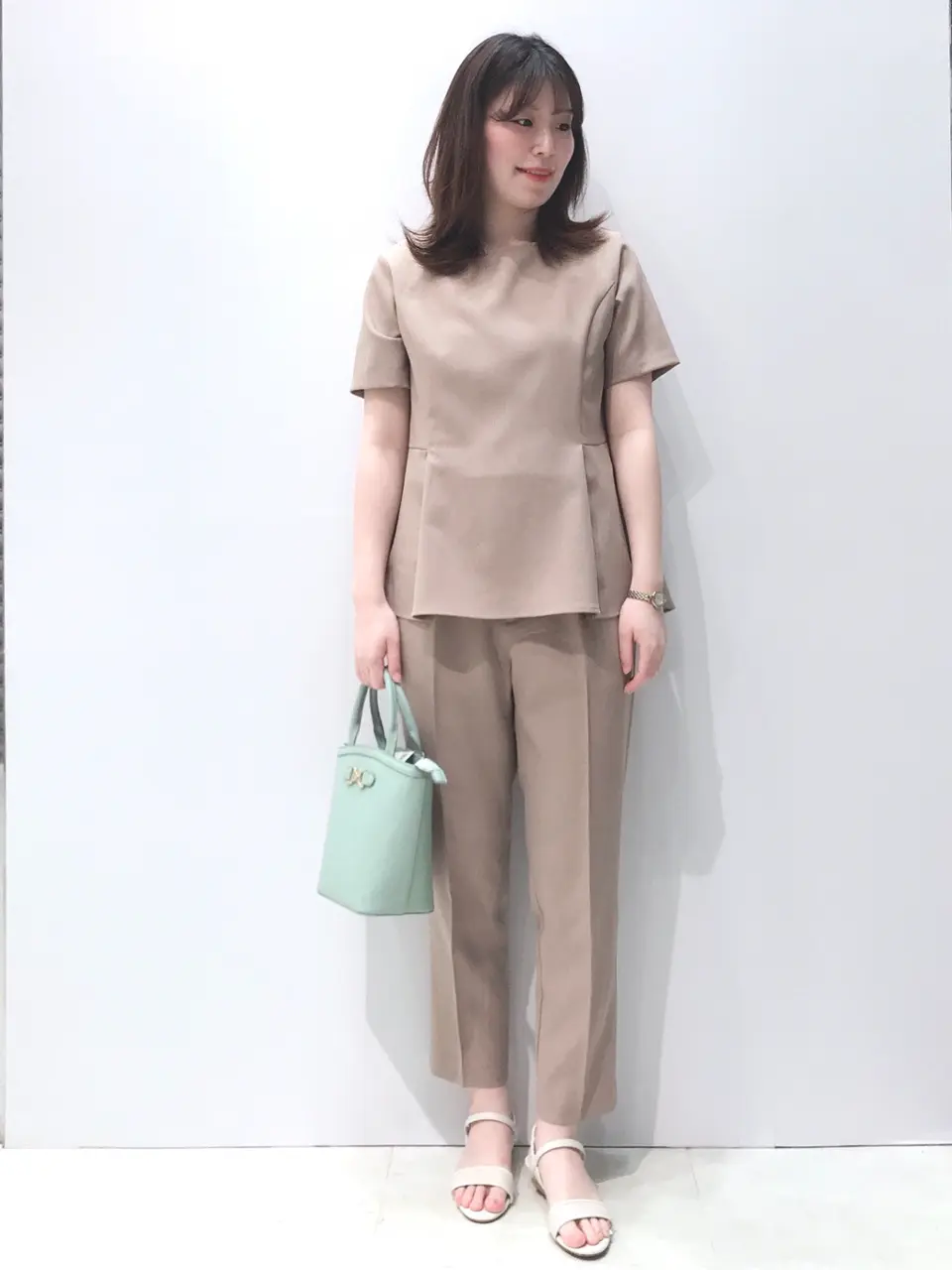  スタッフ コーディネート画像