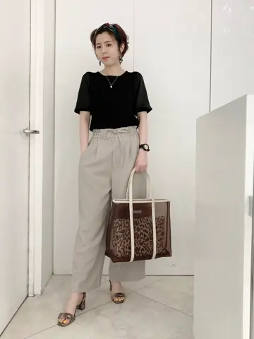 ANY SIS スタッフ コーディネート画像