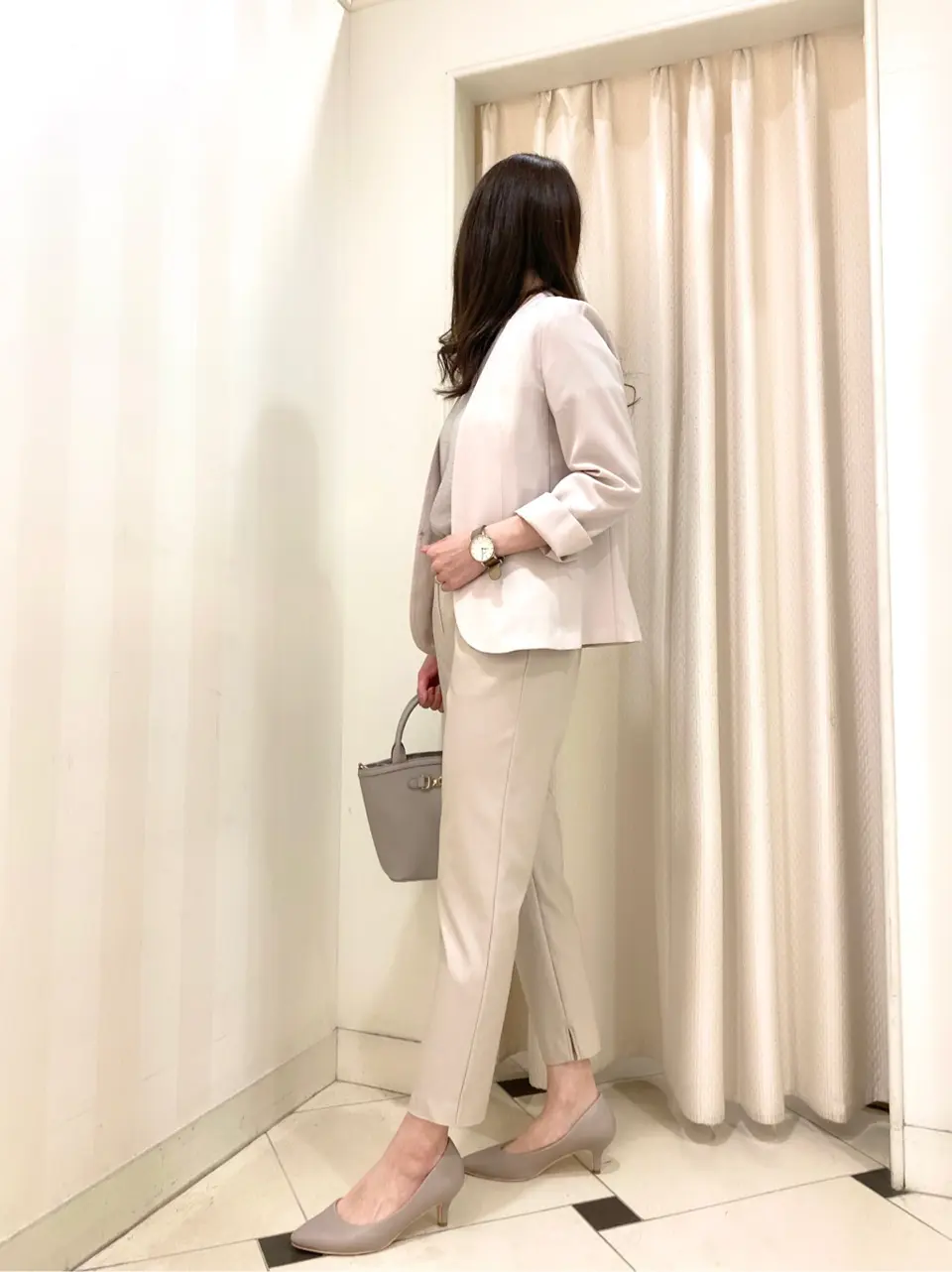 ANY SIS 金井 コーディネート画像