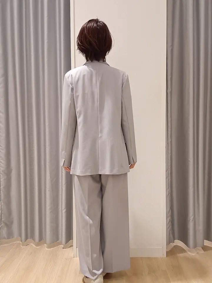 ANY SIS N コーディネート画像