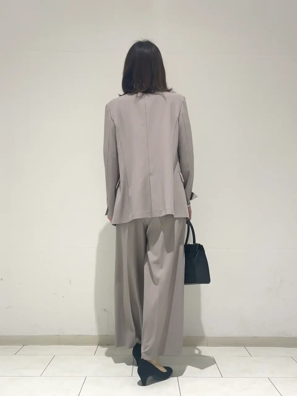 ANY SIS 小山 コーディネート画像