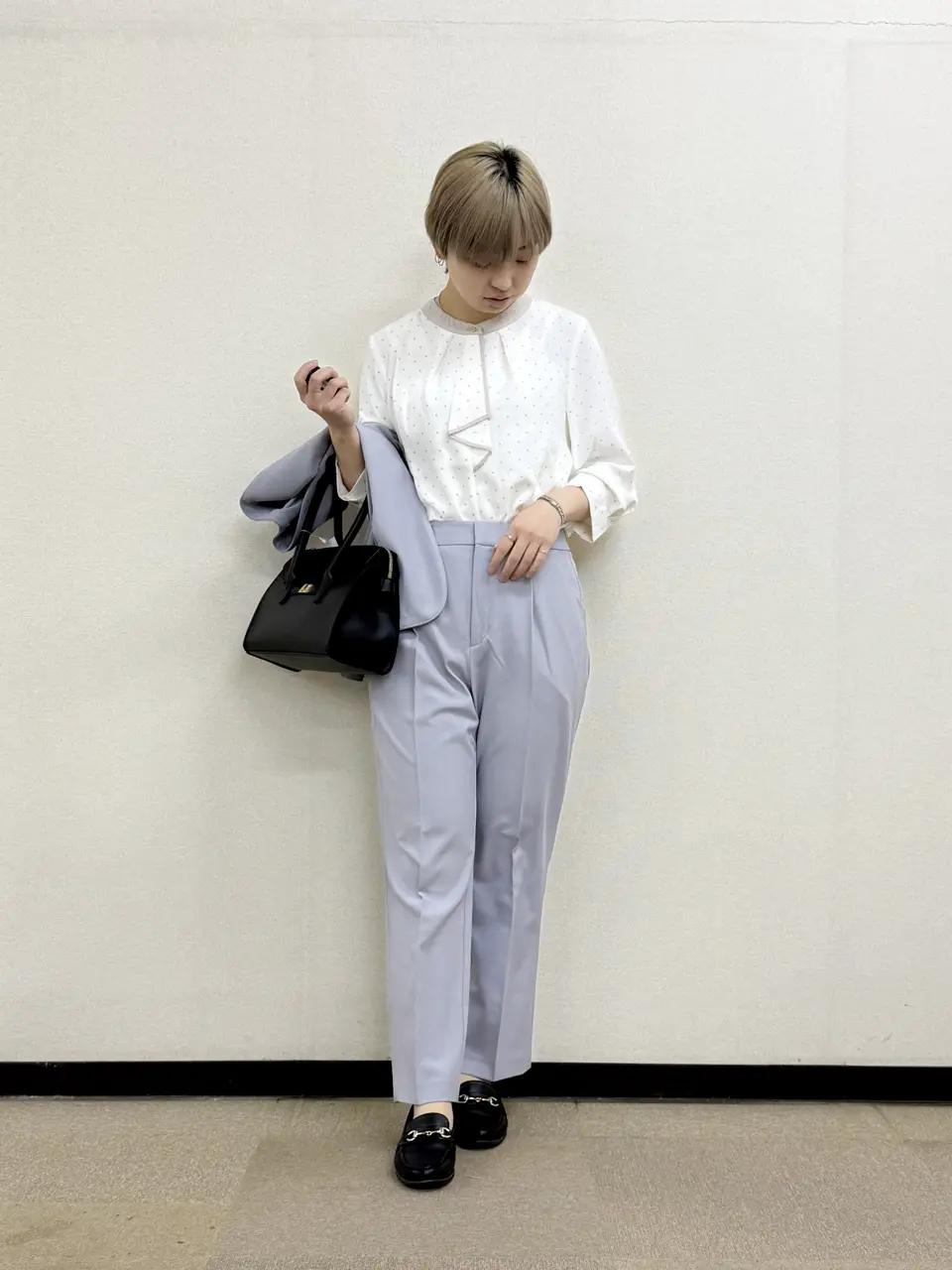 ANY SIS 村上 コーディネート画像