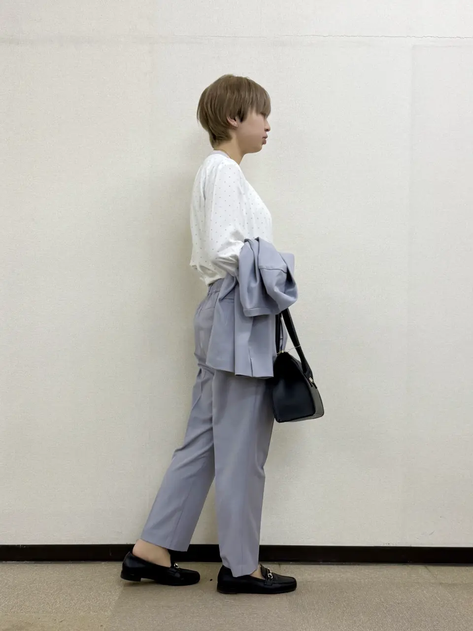 ANY SIS 村上 コーディネート画像