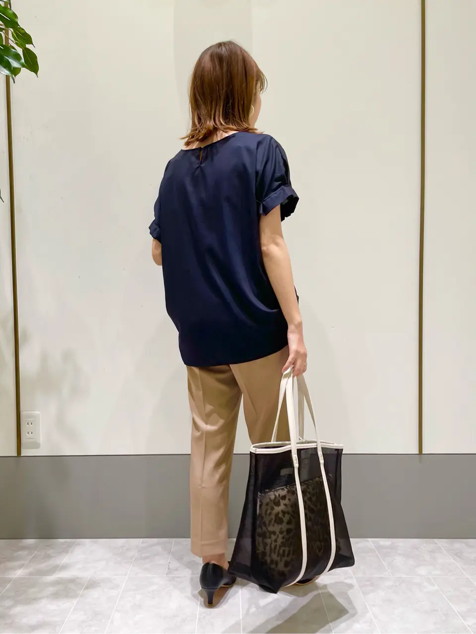 ANY SIS スタッフ コーディネート画像