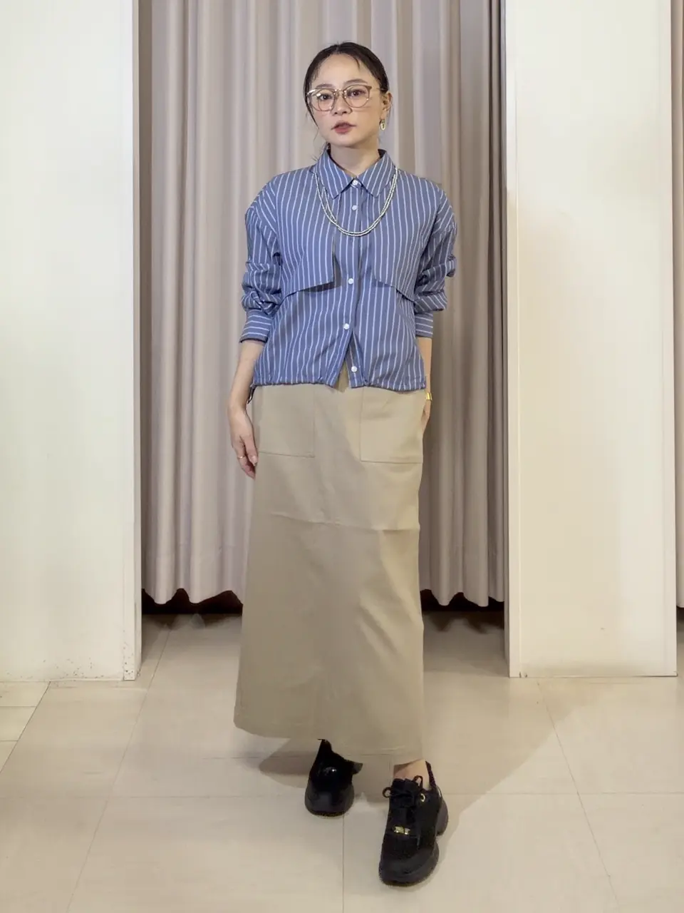 ANY SIS ナラ コーディネート画像