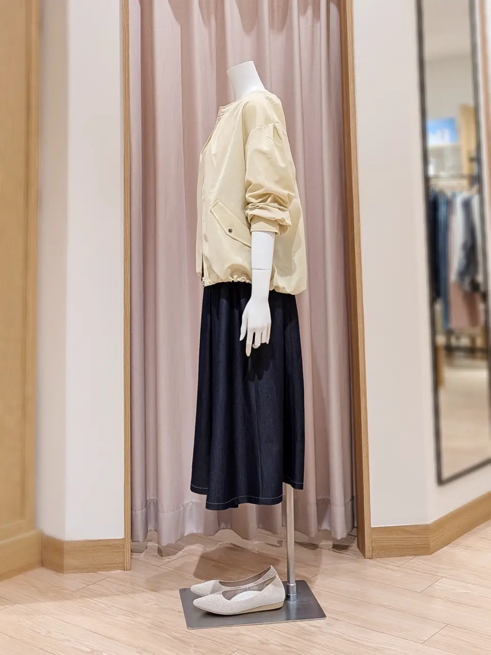 ANY SIS 岩田 コーディネート画像