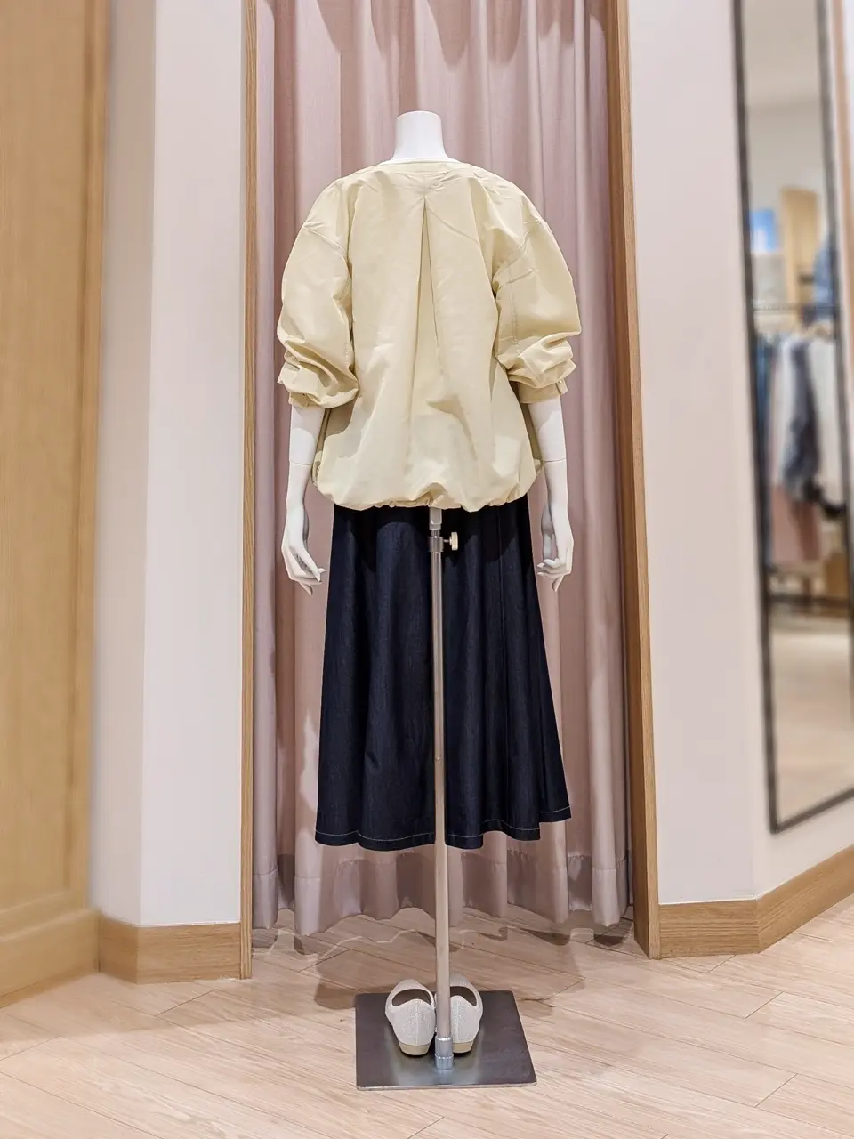 ANY SIS 岩田 コーディネート画像