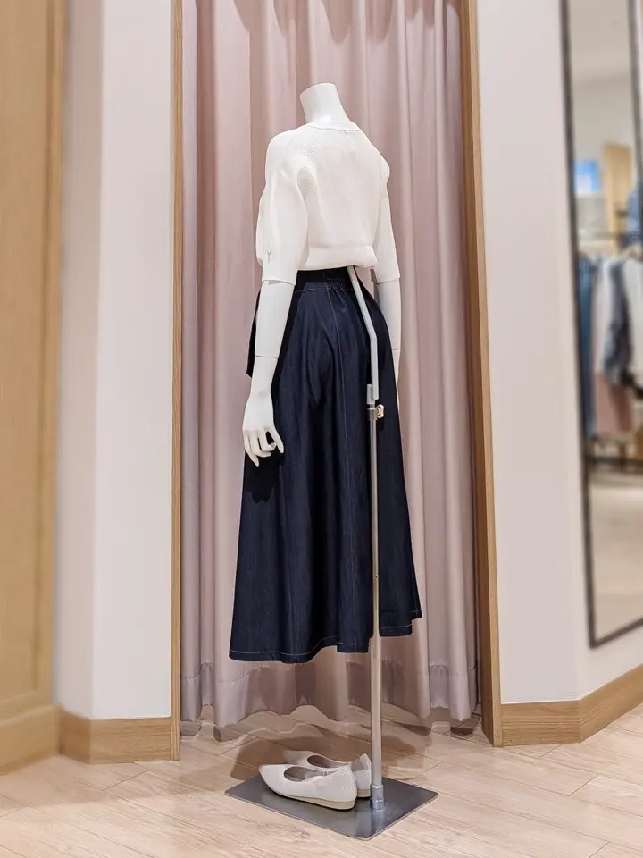 ANY SIS 岩田 コーディネート画像