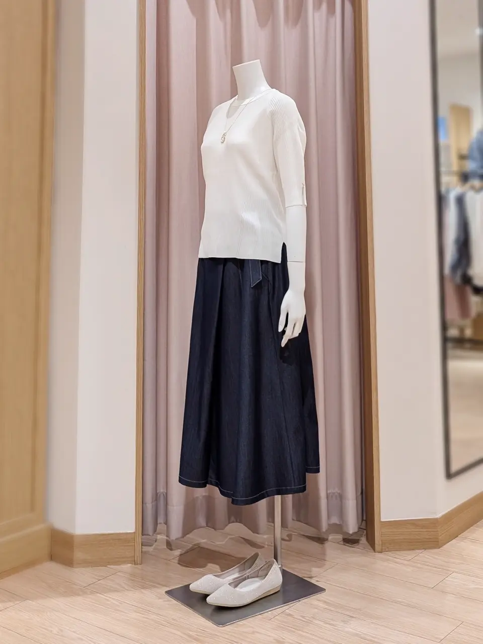 ANY SIS 岩田 コーディネート画像