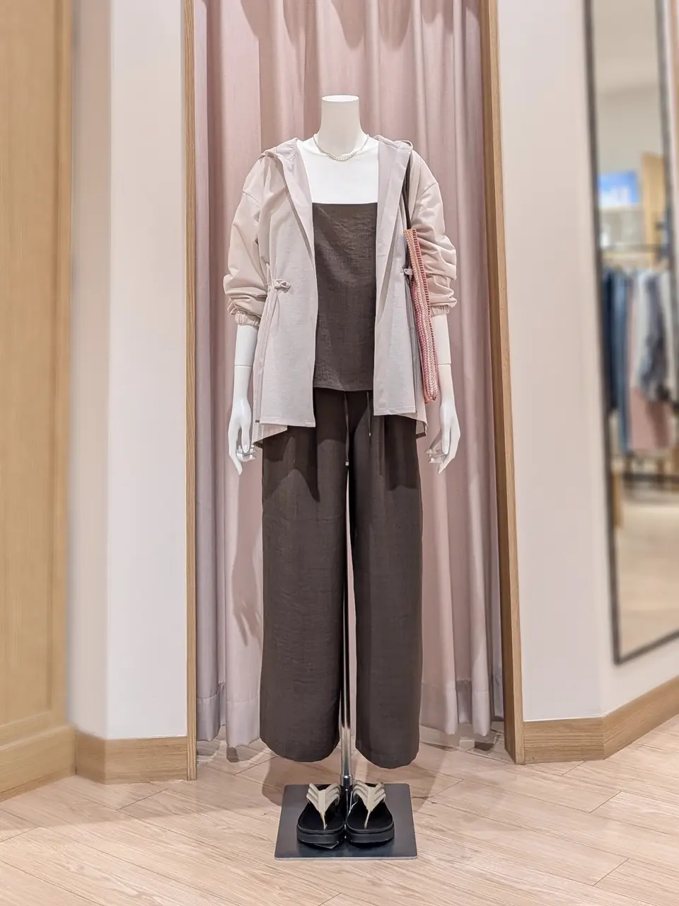 ANY 岩田 コーディネート画像