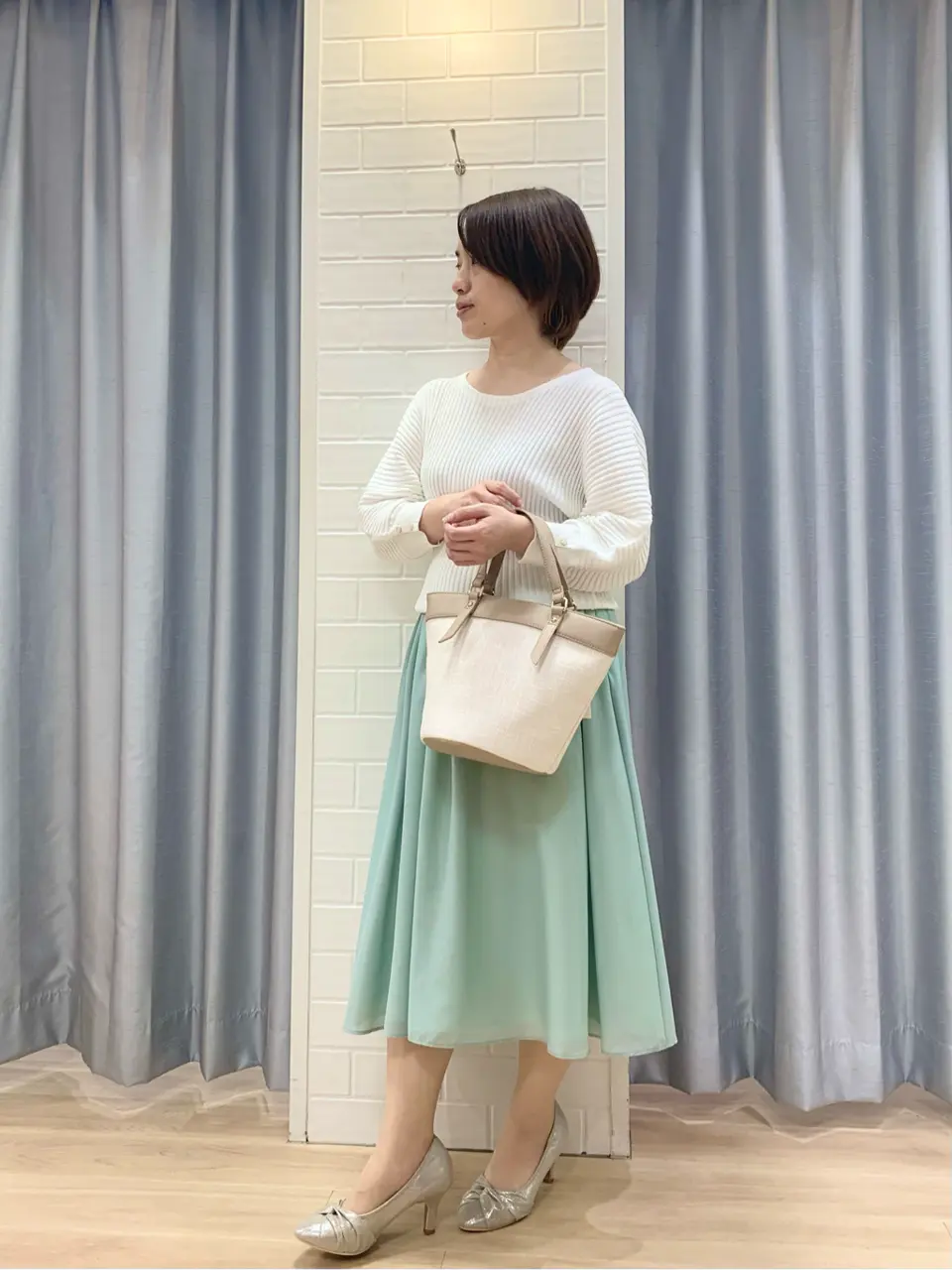 ANY SIS 丸岡 コーディネート画像