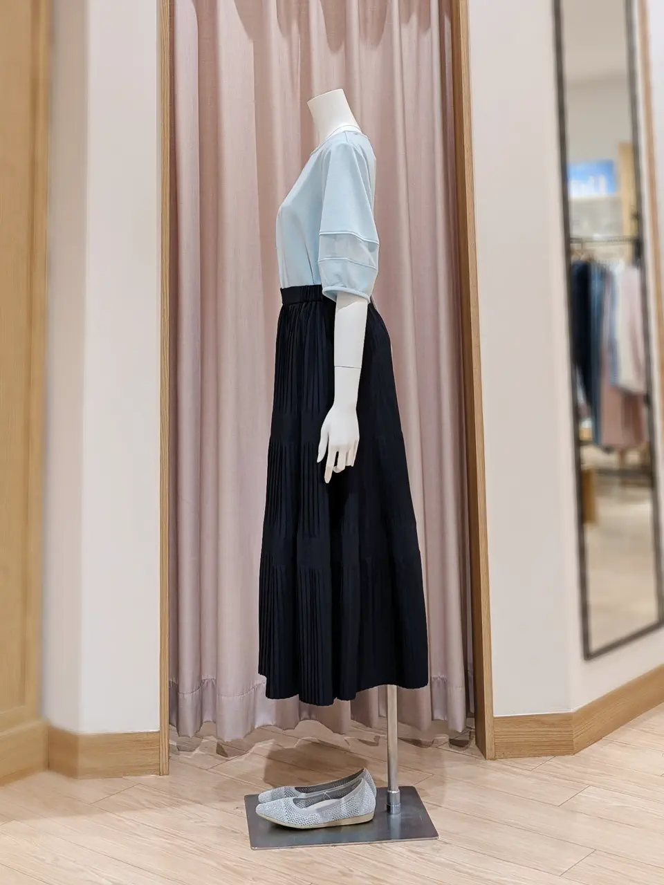 ANY SIS 岩田 コーディネート画像