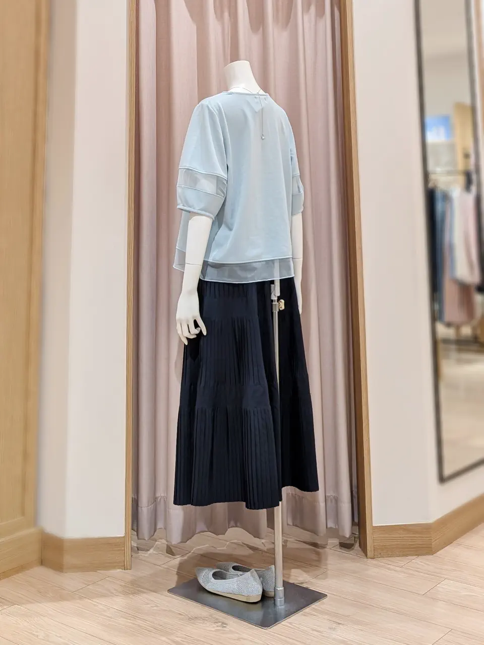 ANY SIS 岩田 コーディネート画像