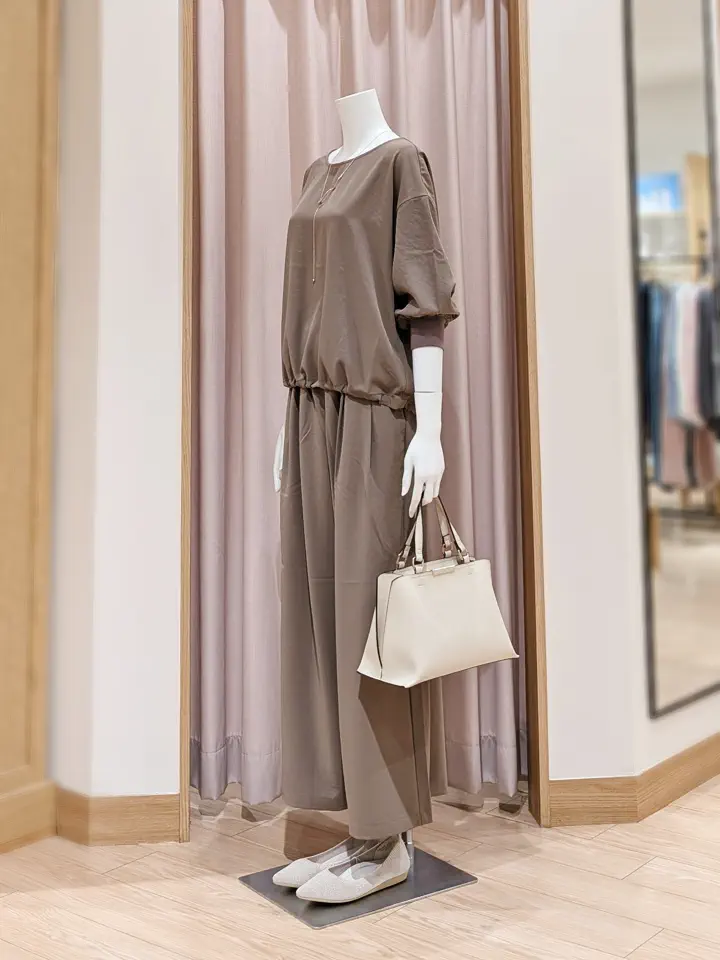 ANY 岩田 コーディネート画像