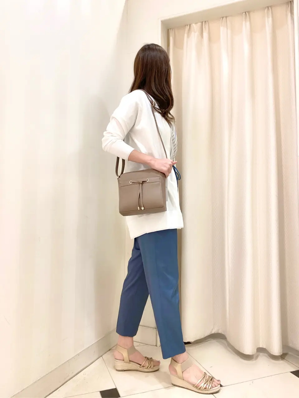 ANY SIS 金井 コーディネート画像