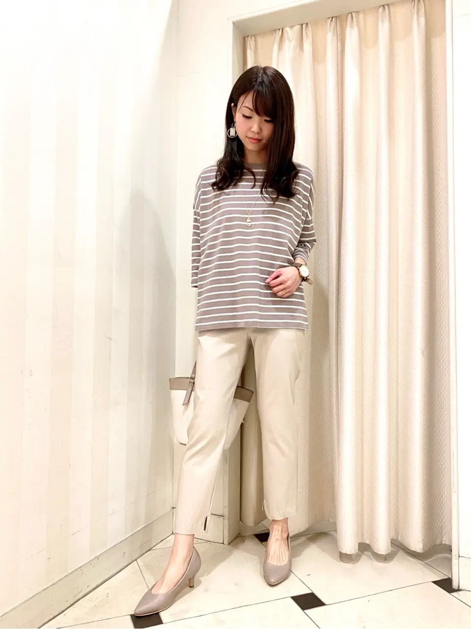 ANY SIS 金井 コーディネート画像