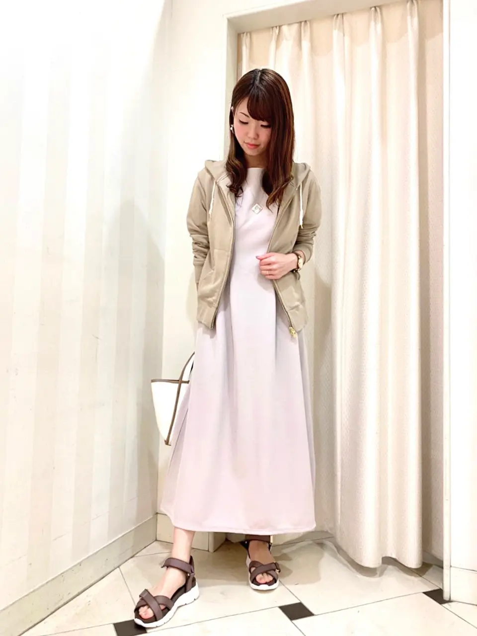  金井 コーディネート画像