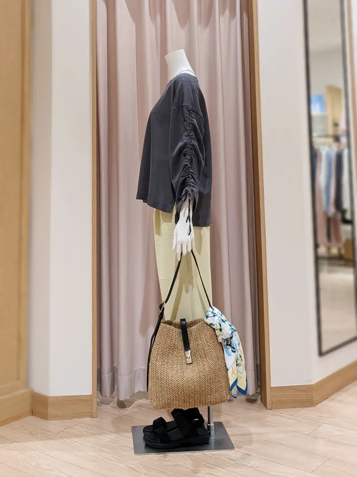 ANY 岩田 コーディネート画像