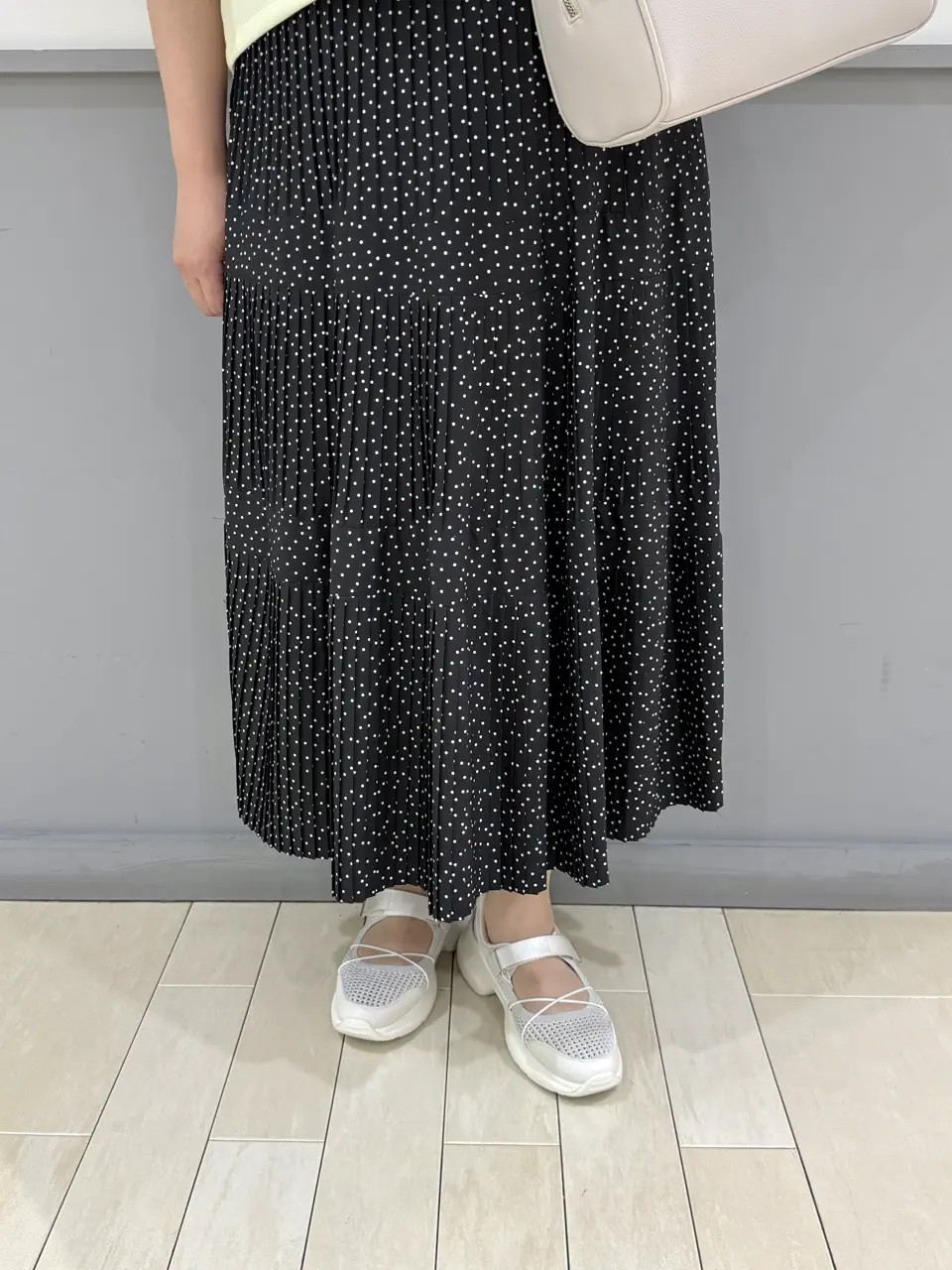 ANY SIS 寺嶋 コーディネート画像