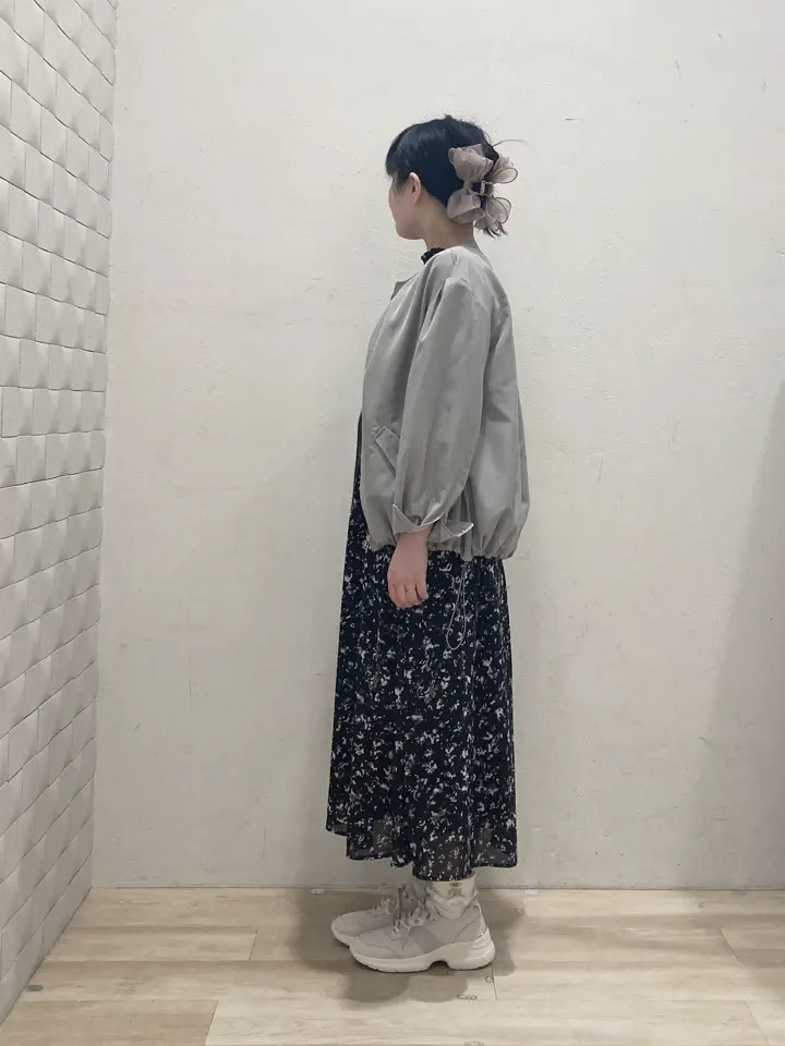 ANY SIS 川根　彩 コーディネート画像