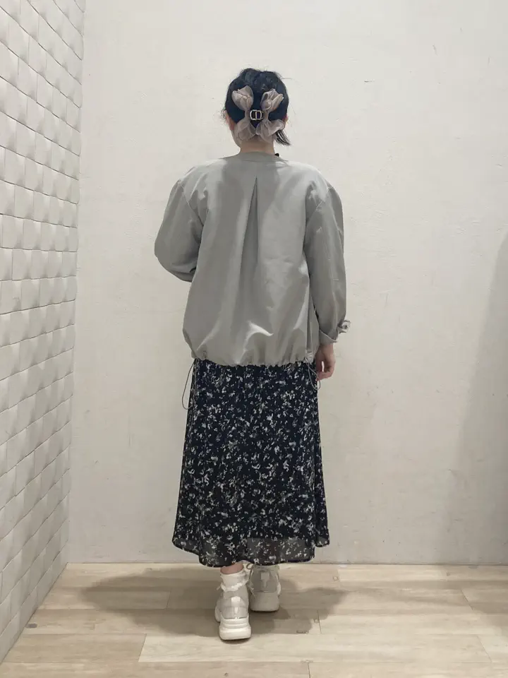 ANY SIS 川根　彩 コーディネート画像