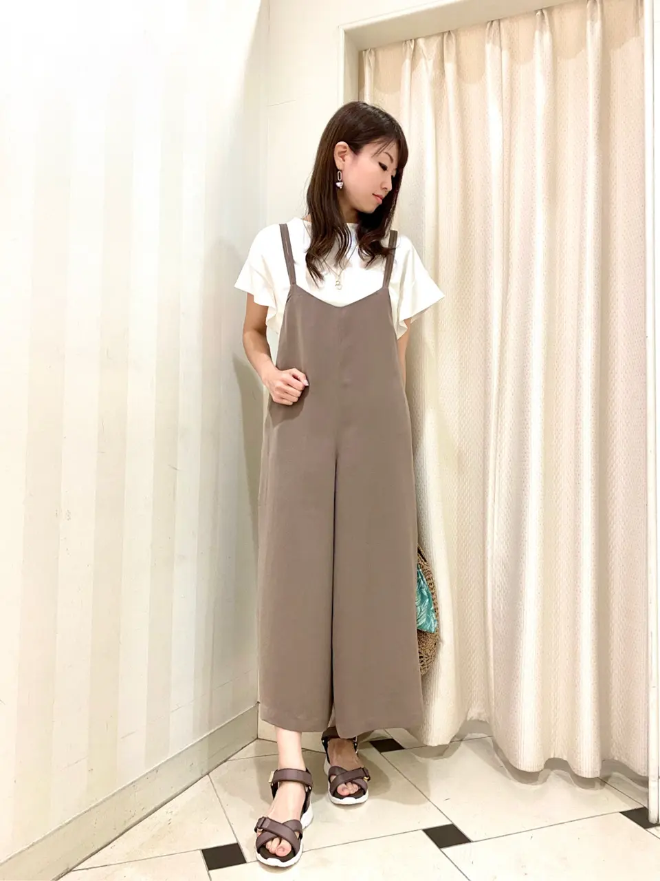 ANY SIS 金井 コーディネート画像