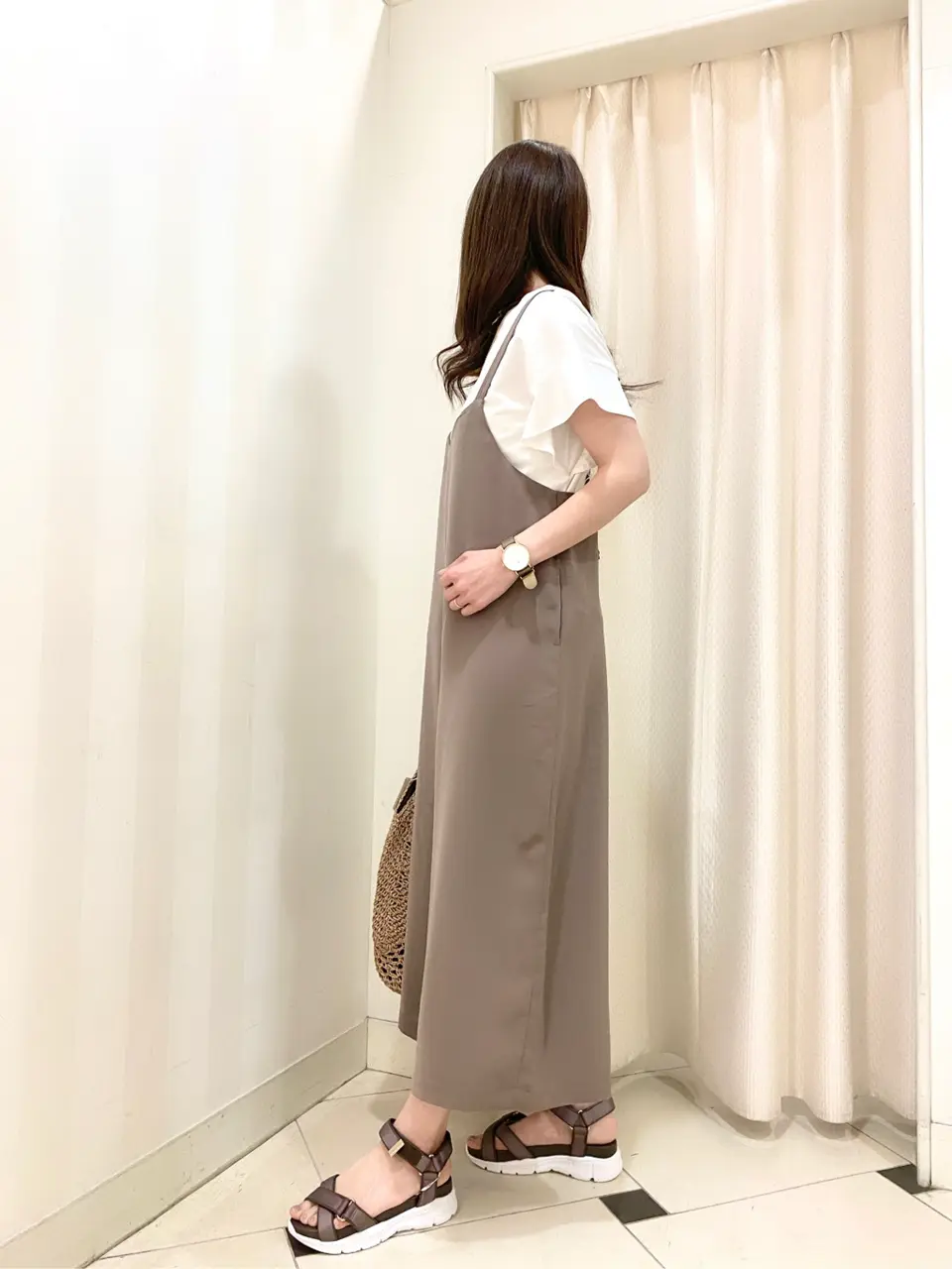 ANY SIS 金井 コーディネート画像