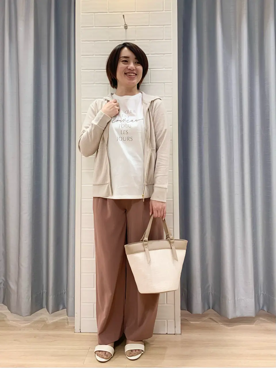 ANY SIS 丸岡 コーディネート画像