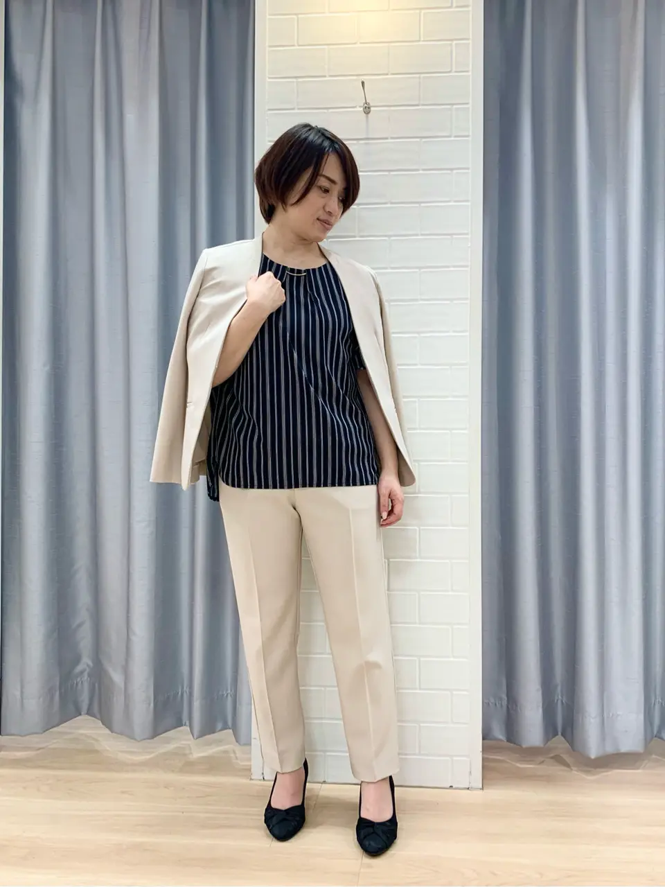 ANY SIS 丸岡 コーディネート画像