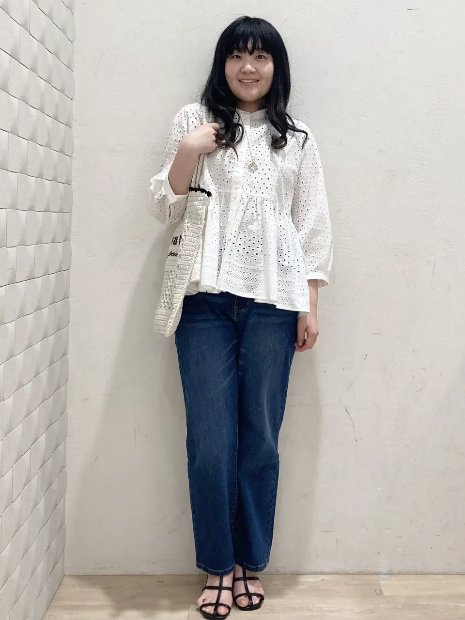  川根　彩 コーディネート画像