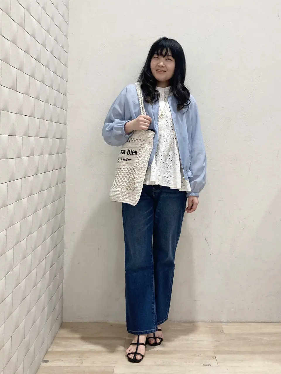 組曲 川根　彩 コーディネート画像