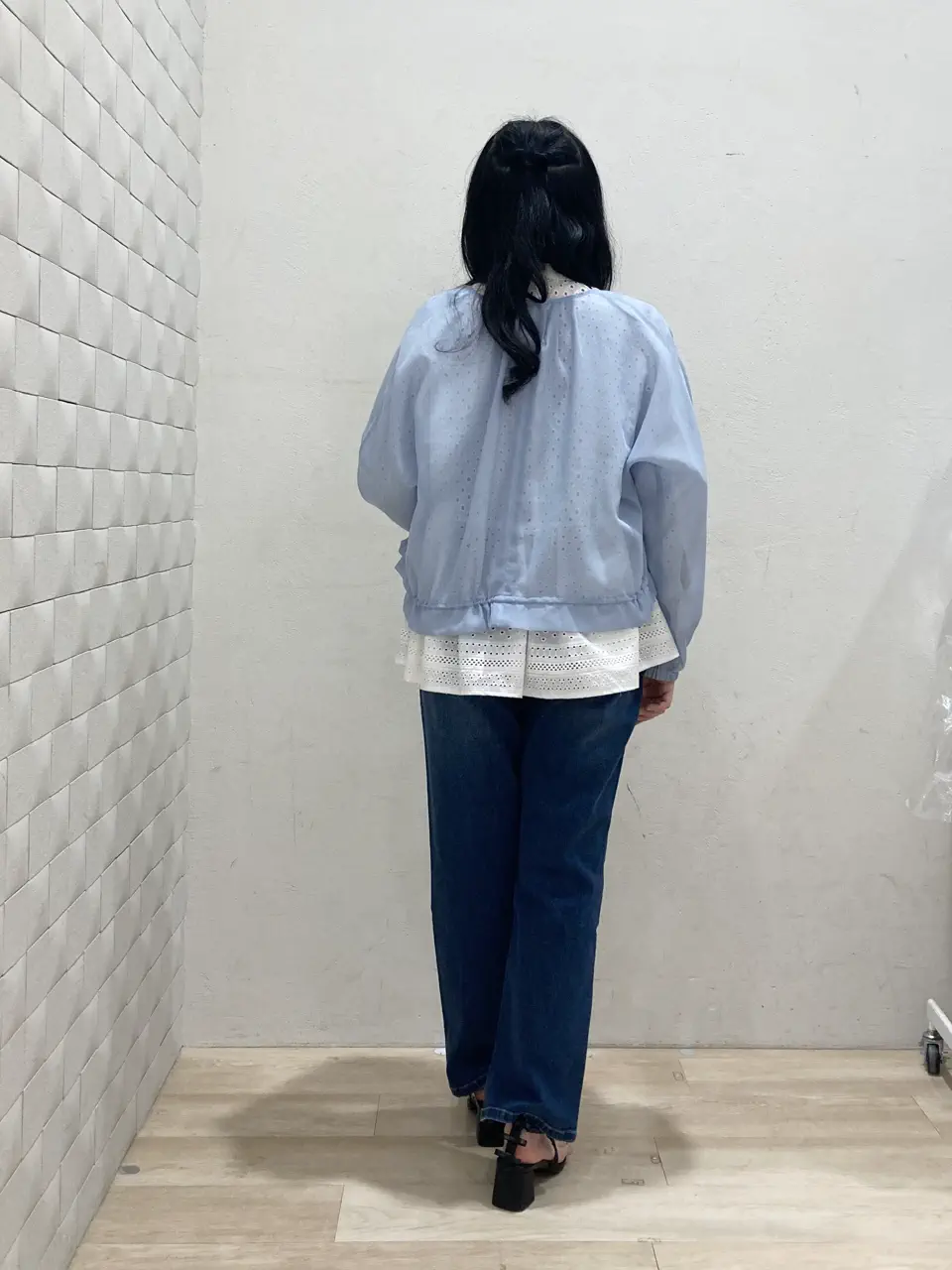 組曲 川根　彩 コーディネート画像