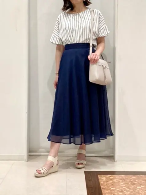 ANY SIS スタッフ コーディネート画像