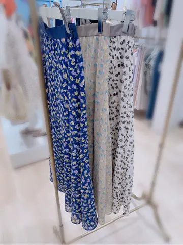 ANY SIS 新井 コーディネート画像