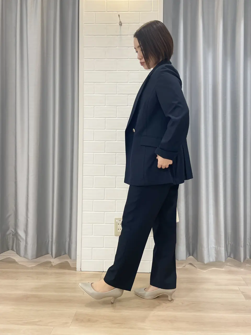 ANY SIS 丸岡 コーディネート画像